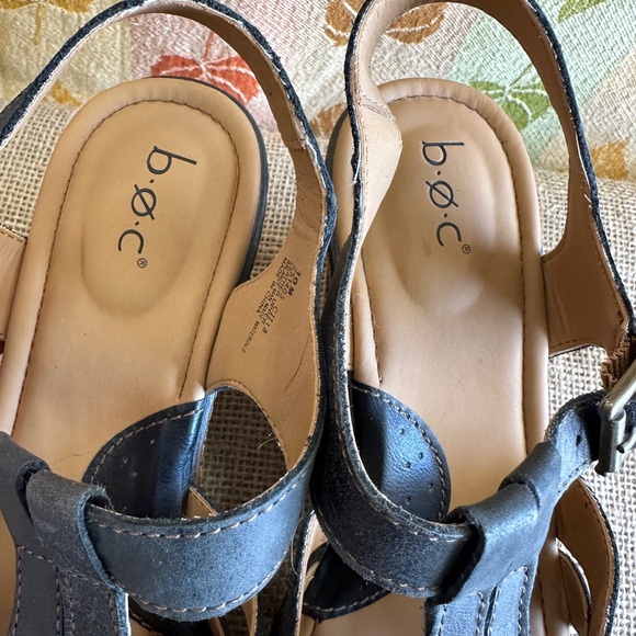 B.O.C. Lizzie Wedge Sandals 10 - Picture 4 of 7